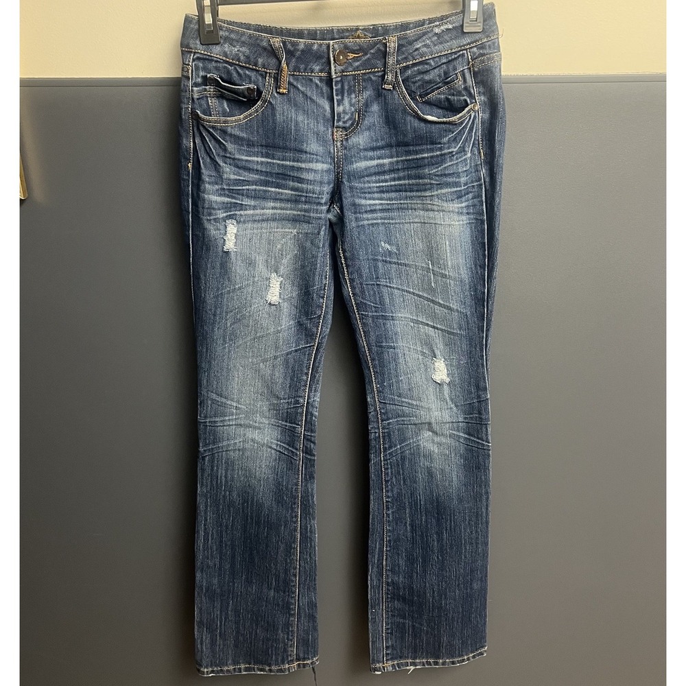Almost Famous Distressed Bootcut Jean's Women's Size 7 With‎ Brown Stitches - Picture 3 of 8